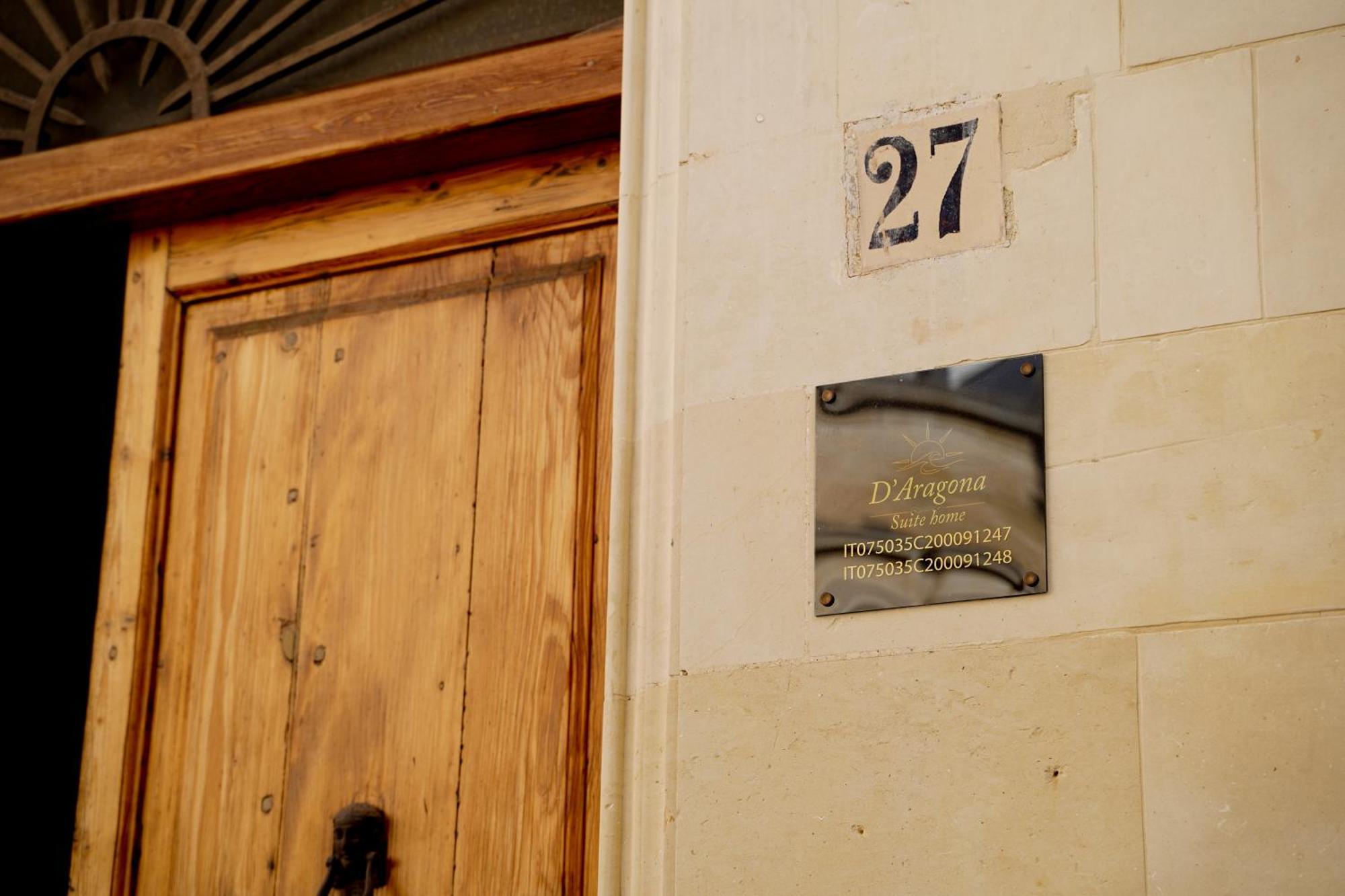 Suite Home D'Aragona Lecce Eksteriør bilde